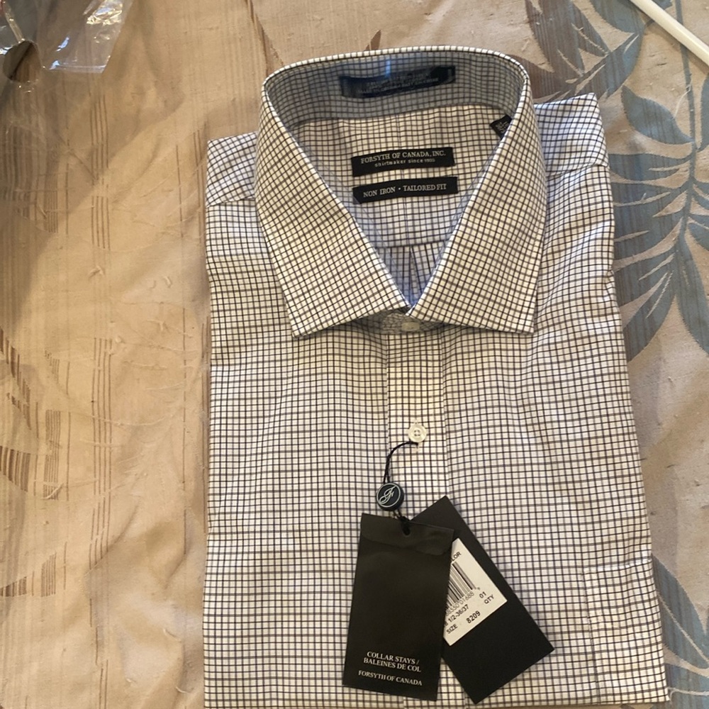 Forsyth of Canada men’s dress shirt